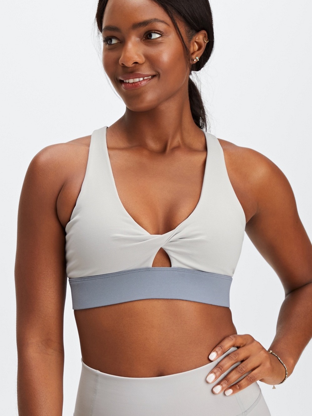 Fabletics Oasis Twist Medium Impact Sports Bra Mineral Grey/Raincloud Color